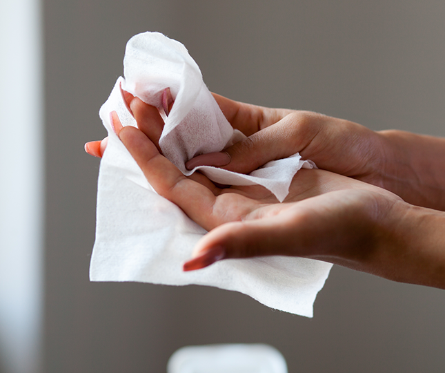 クリーニングワイプ、フロアワイプでの不織布の利用